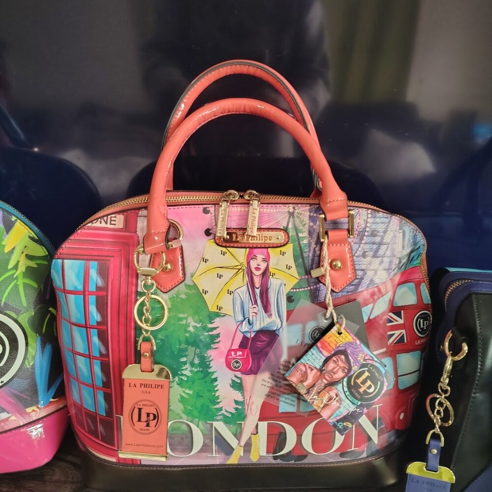 La Philipe New with tags Coral Color London wearable art